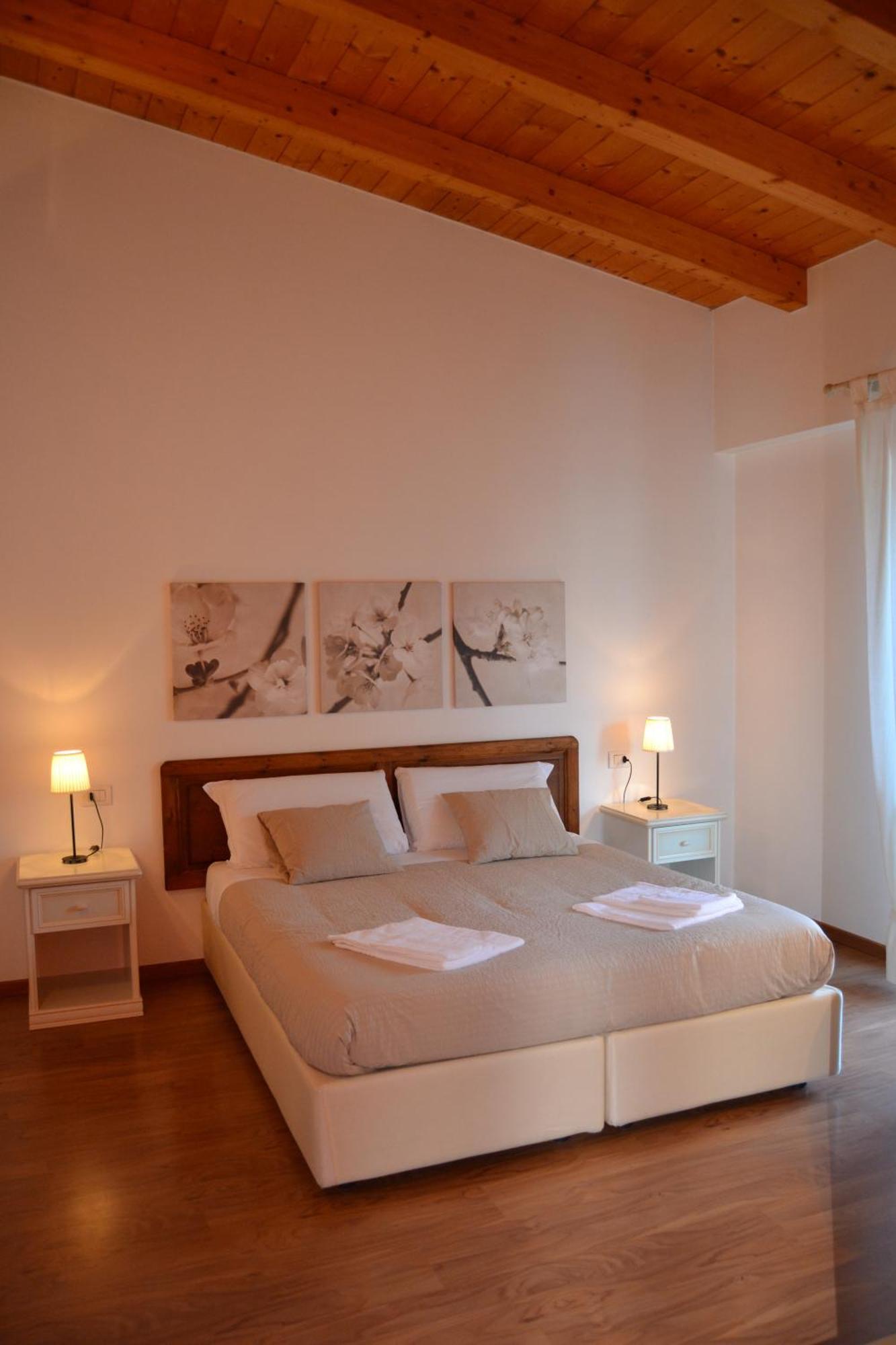 Residence I Fiori Piantedo エクステリア 写真